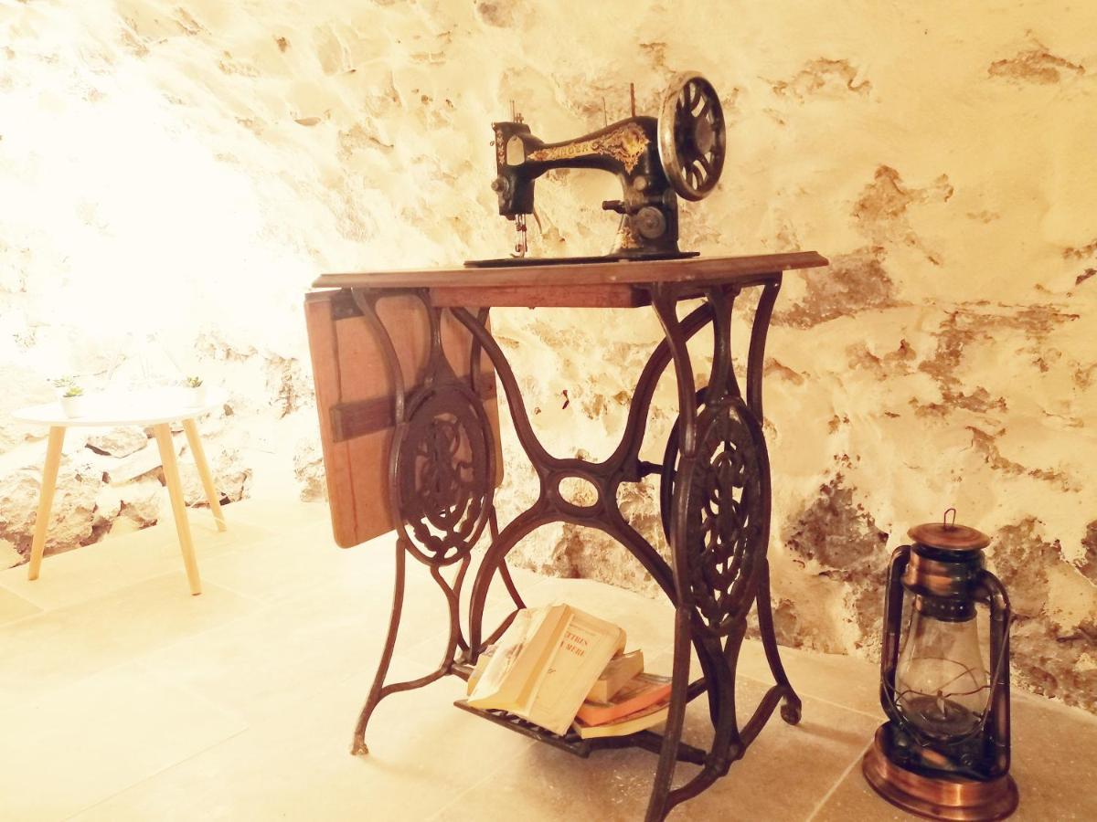 Bastide Provencale Les Muriers D'Engaspaty セイヤン エクステリア 写真