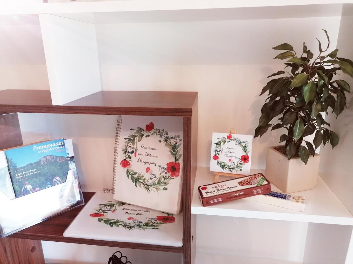 Bastide Provencale Les Muriers D'Engaspaty セイヤン エクステリア 写真