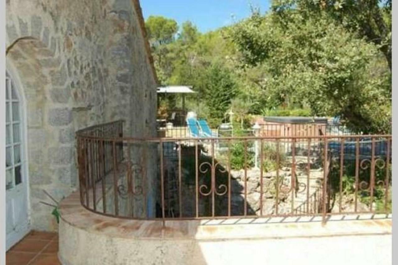 Bastide Provencale Les Muriers D'Engaspaty セイヤン エクステリア 写真